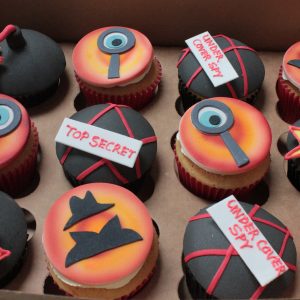 childrens-spy-cupcakes